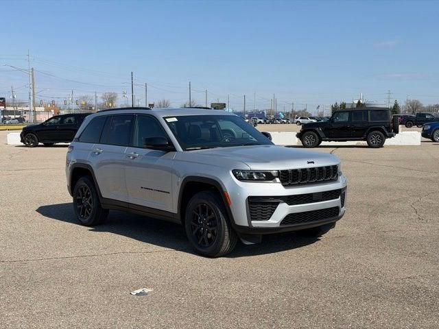 2026 Jeep Grand Cherokee Altitude 4x4