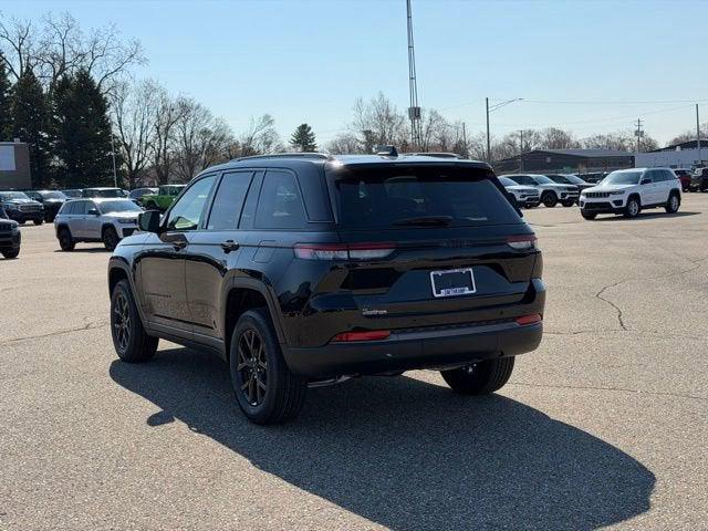 2026 Jeep Grand Cherokee Altitude 4x4