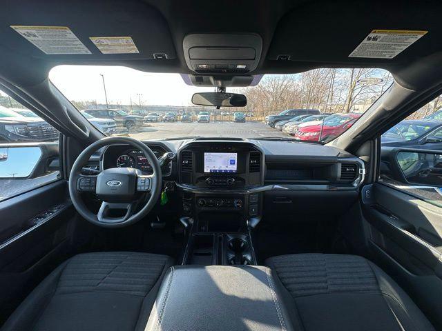 2023 Ford F-150 XL 2023 Ford F-150 XL