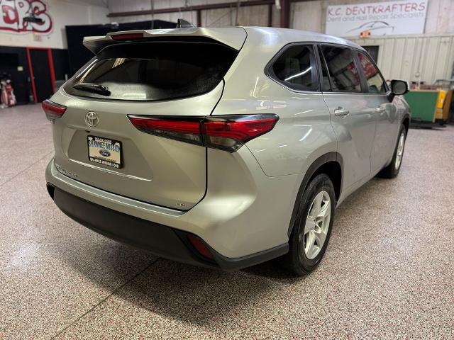 2023 Toyota Highlander LE