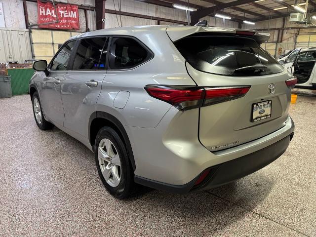 2023 Toyota Highlander LE