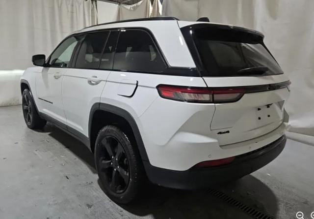 2022 Jeep Grand Cherokee Altitude 4x4