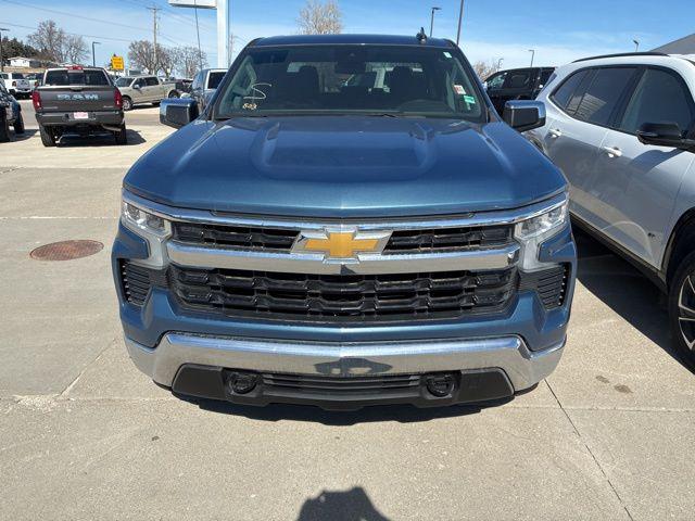 2024 Chevrolet Silverado 1500 4WD Crew Cab Short Bed LT with 2FL