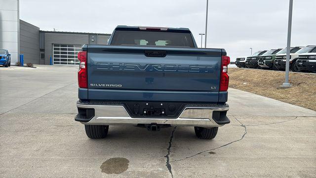 2024 Chevrolet Silverado 1500 4WD Crew Cab Short Bed LT with 2FL