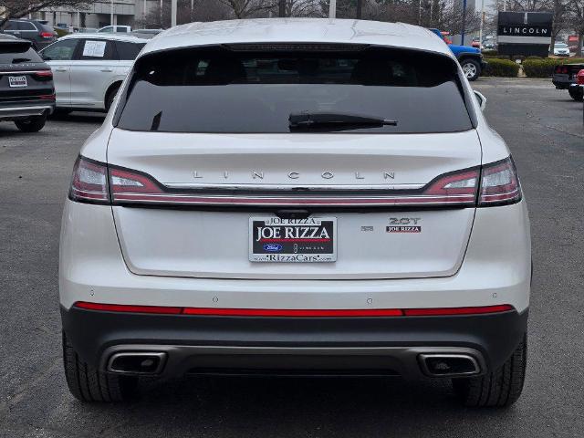 2019 Lincoln Nautilus Select