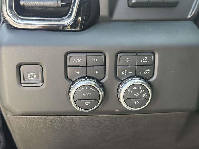 2024 GMC Sierra 1500 4WD Crew Cab Short Box Denali