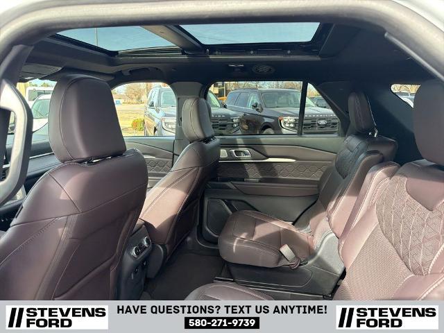 2025 Ford Explorer Platinum