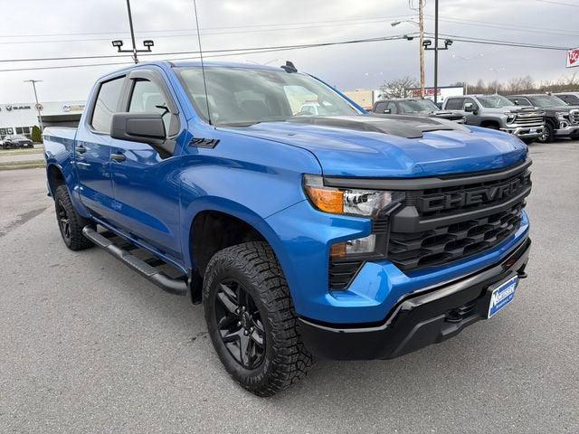 2024 Chevrolet Silverado 1500 4WD Crew Cab Short Bed Custom Trail Boss
