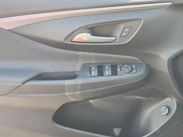 2026 Buick NV Preferred FWD