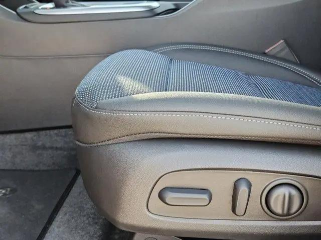 2026 Buick NV Preferred FWD