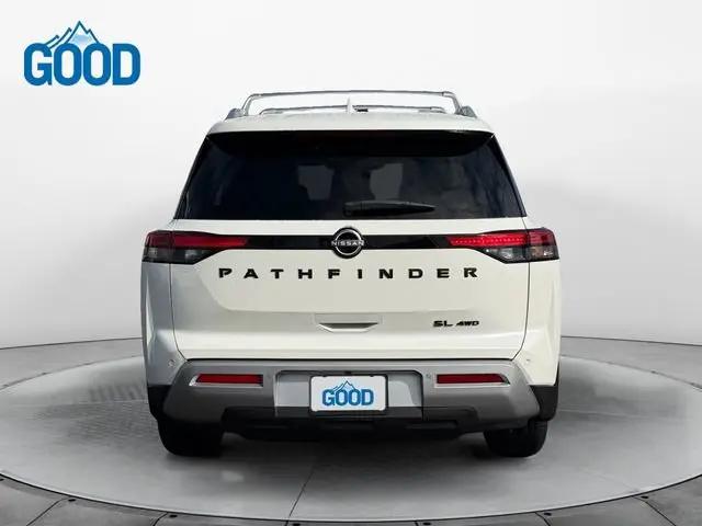 2023 Nissan Pathfinder SL 4WD
