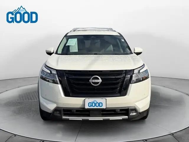 2023 Nissan Pathfinder SL 4WD
