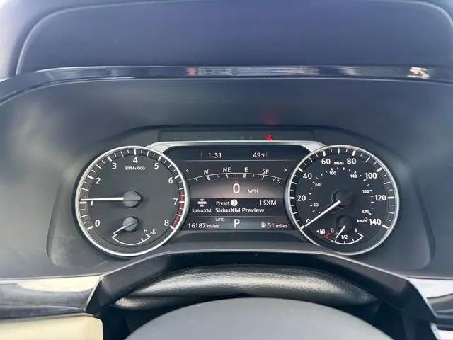 2023 Nissan Pathfinder SL 4WD