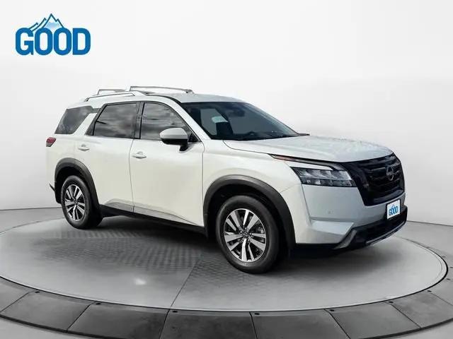 2023 Nissan Pathfinder SL 4WD