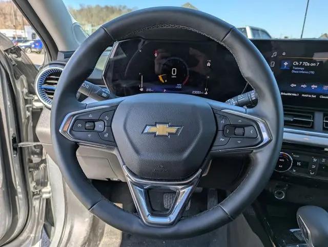 2025 Chevrolet Trax FWD LT