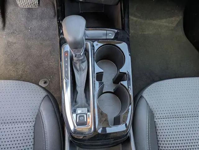 2025 Chevrolet Trax FWD LT