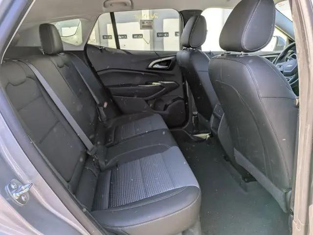 2025 Chevrolet Trax FWD LT