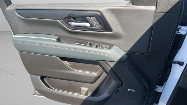 2026 GMC Yukon XL 4WD AT4