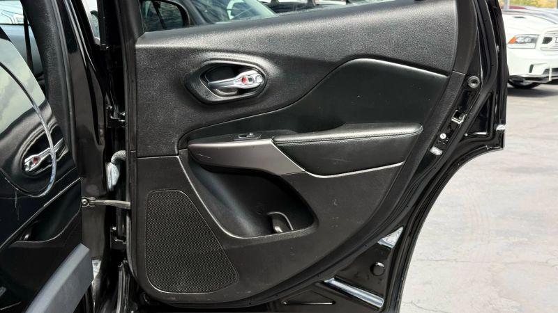 2021 Jeep Cherokee Latitude Plus 4x4
