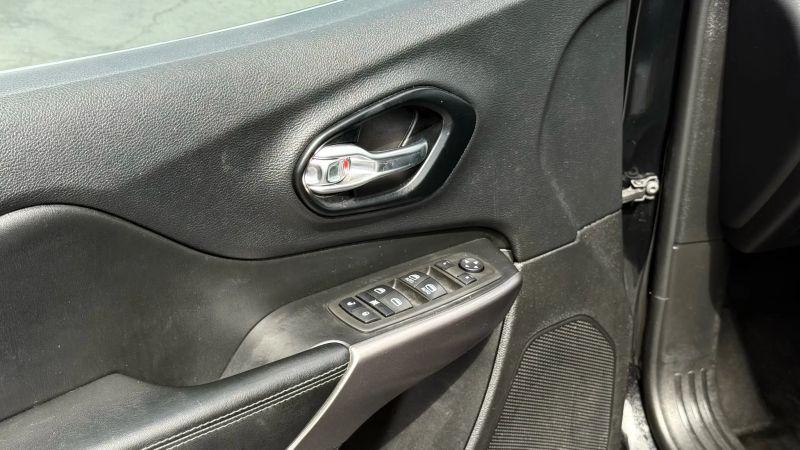 2021 Jeep Cherokee Latitude Plus 4x4