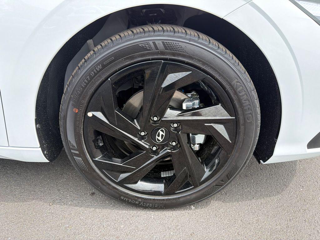 New 2026 White HYUNDAI SEL Sport image 13