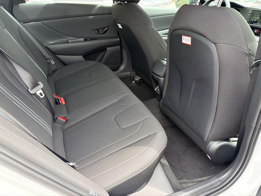 New 2026 White HYUNDAI SEL Sport image 16