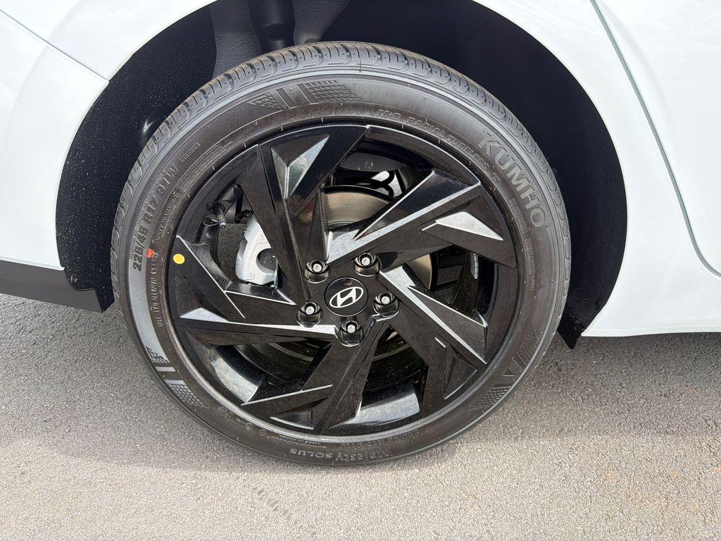 New 2026 White HYUNDAI SEL Sport image 18