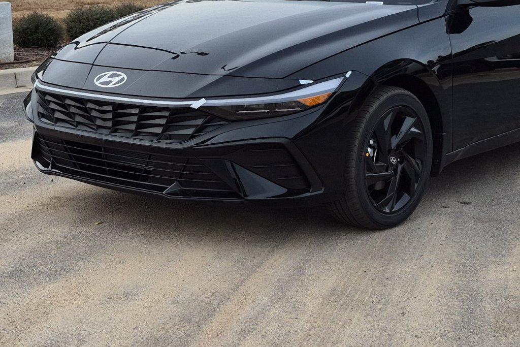 New 2026 Black HYUNDAI SEL Sport image 10
