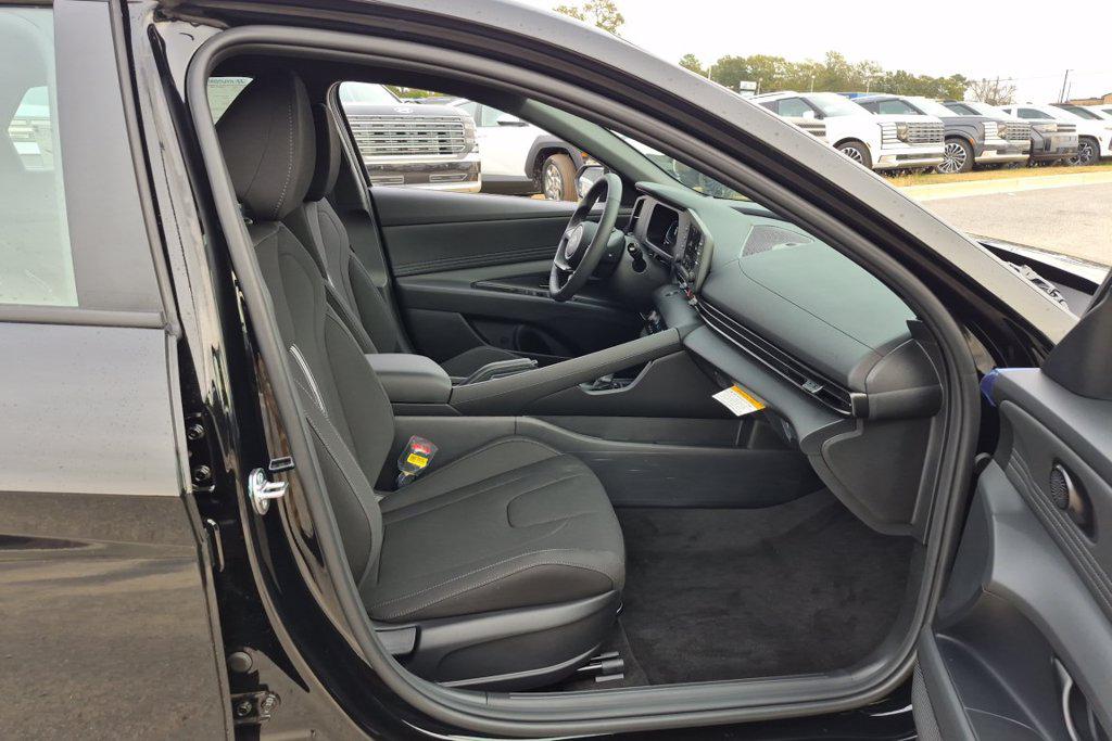 New 2026 Black HYUNDAI SEL Sport image 19