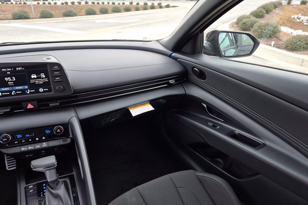New 2026 Black HYUNDAI SEL Sport image 20