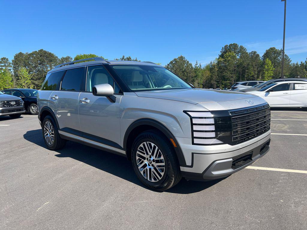 New 2026 Silver Metallic HYUNDAI SEL FWD image 4