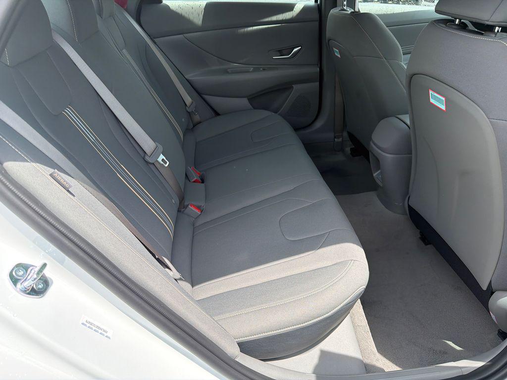New 2026 White HYUNDAI SEL Sport image 16