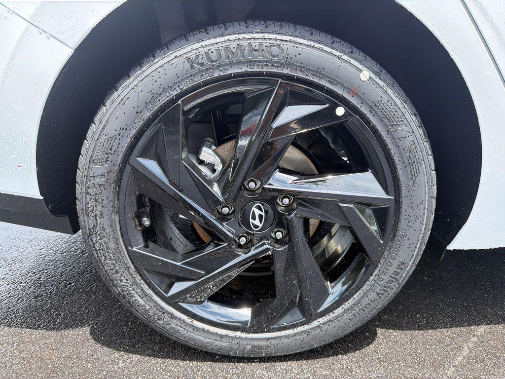 New 2026 White HYUNDAI SEL Sport image 18