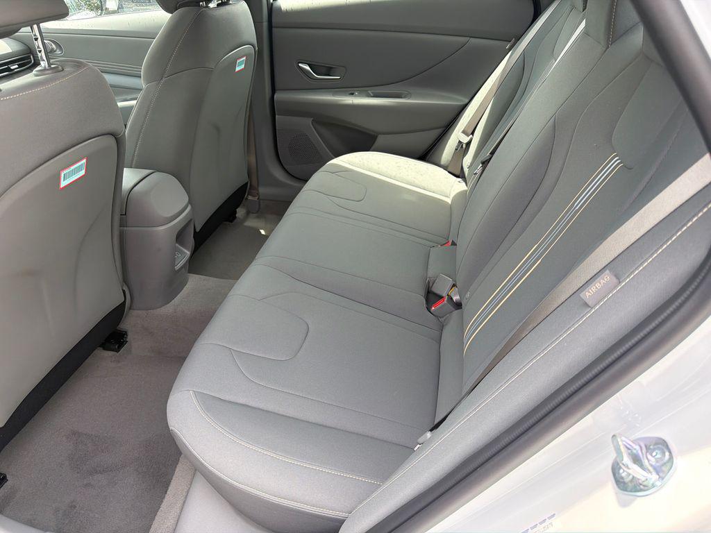 New 2026 White HYUNDAI SEL Sport image 20
