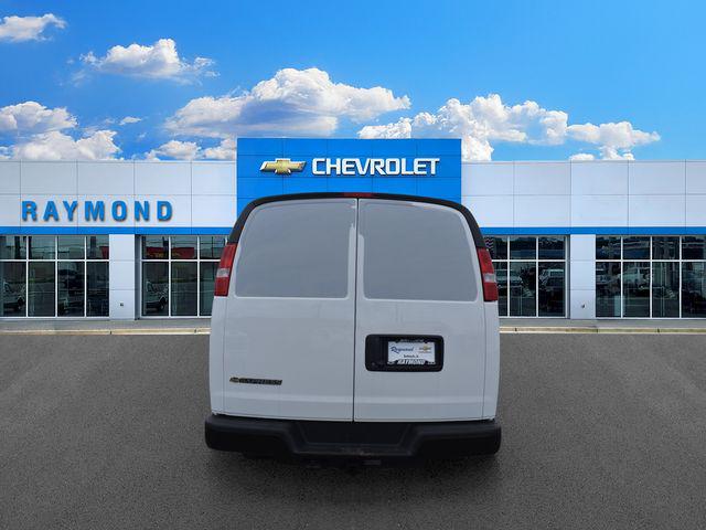2026 Chevrolet Express Cargo Van 2500 Regular Wheelbase, WT, RWD
