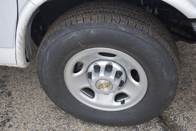 2026 Chevrolet Express Cargo Van 2500 Regular Wheelbase, WT, RWD