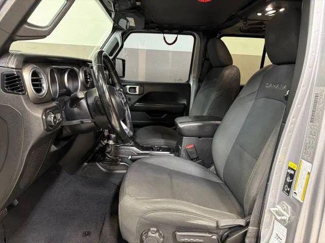2020 Jeep Wrangler Sahara 4x4