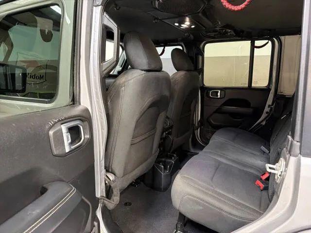2020 Jeep Wrangler Sahara 4x4