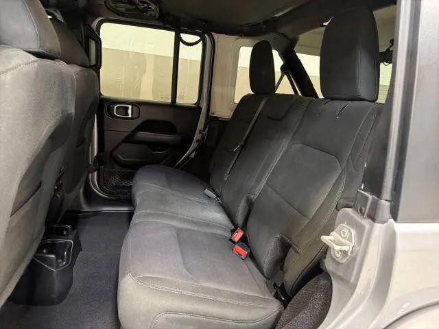 2020 Jeep Wrangler Sahara 4x4