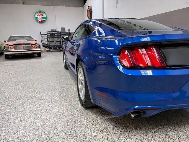 2017 Ford Mustang V6