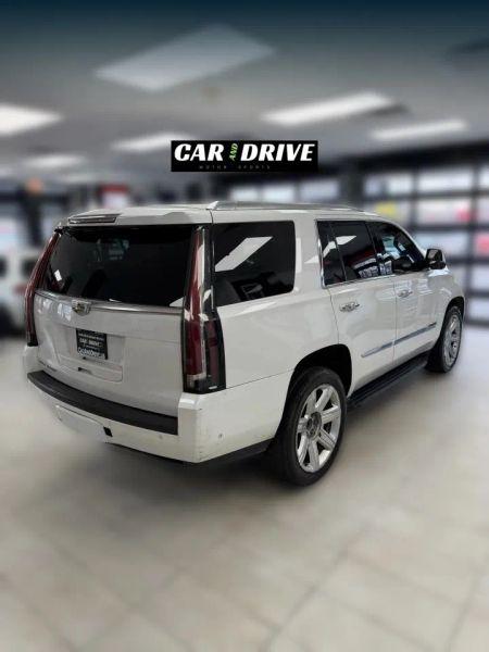 2018 Cadillac Escalade Luxury