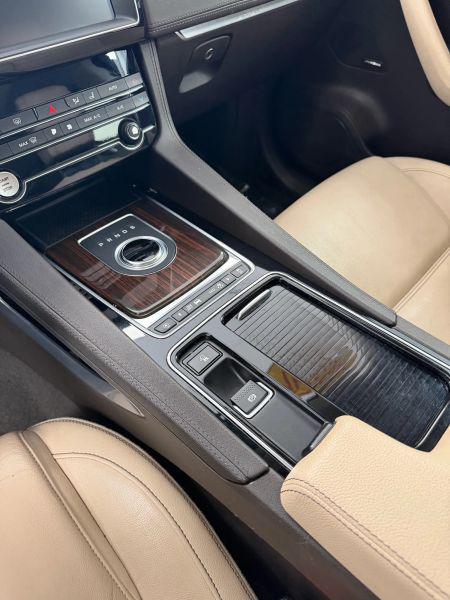 2020 Jaguar F-PACE Prestige P250 AWD Automatic