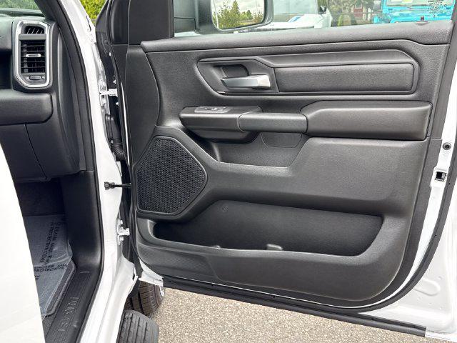 2026 Ram 1500 Express Crew Cab 4x4 57 Box