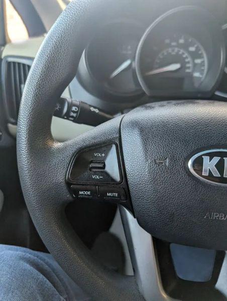 2013 Kia Rio LX
