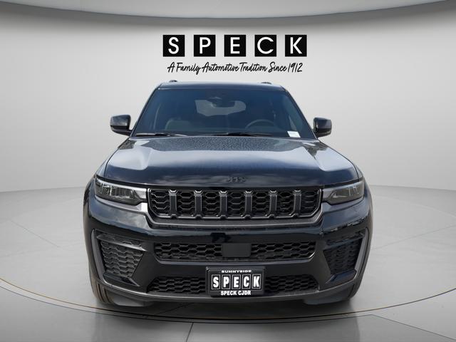 2026 Jeep Grand Cherokee Altitude 4x4
