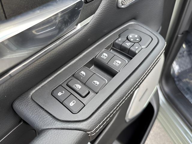 2026 Ram 1500 Laramie Crew Cab 4x4 57 Box