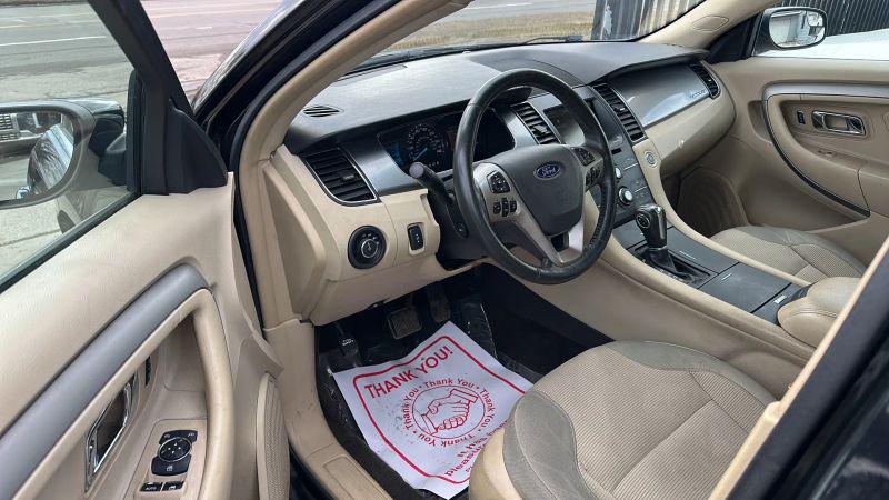 2015 Ford Taurus SEL