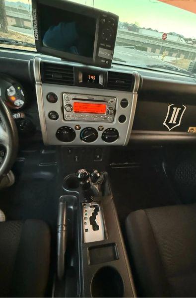 2013 Toyota FJ Cruiser Base