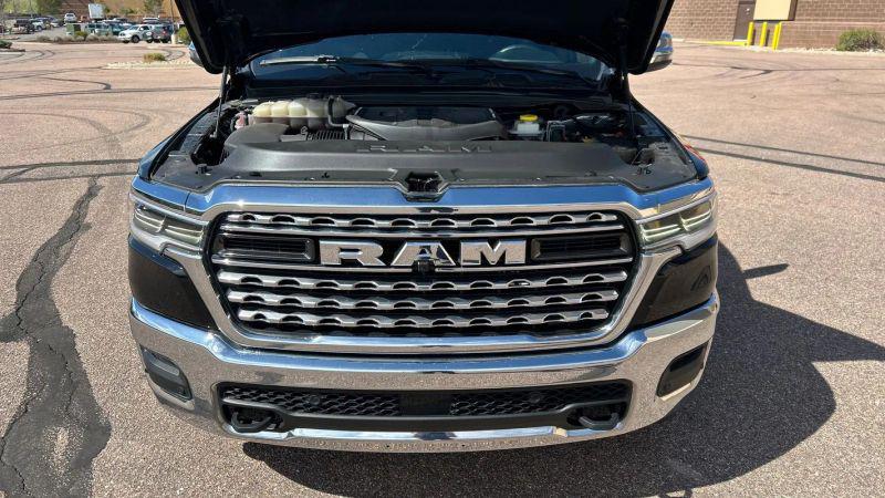 2025 Ram 1500 Limited Crew Cab 4x4 5'7" Box