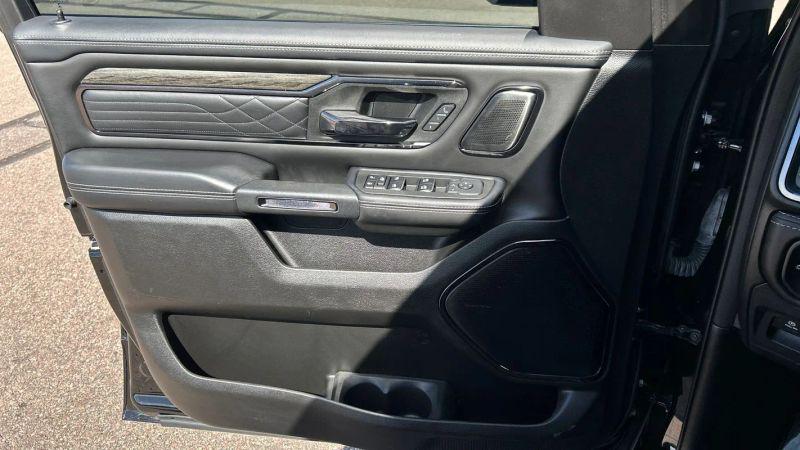 2025 Ram 1500 Limited Crew Cab 4x4 5'7" Box